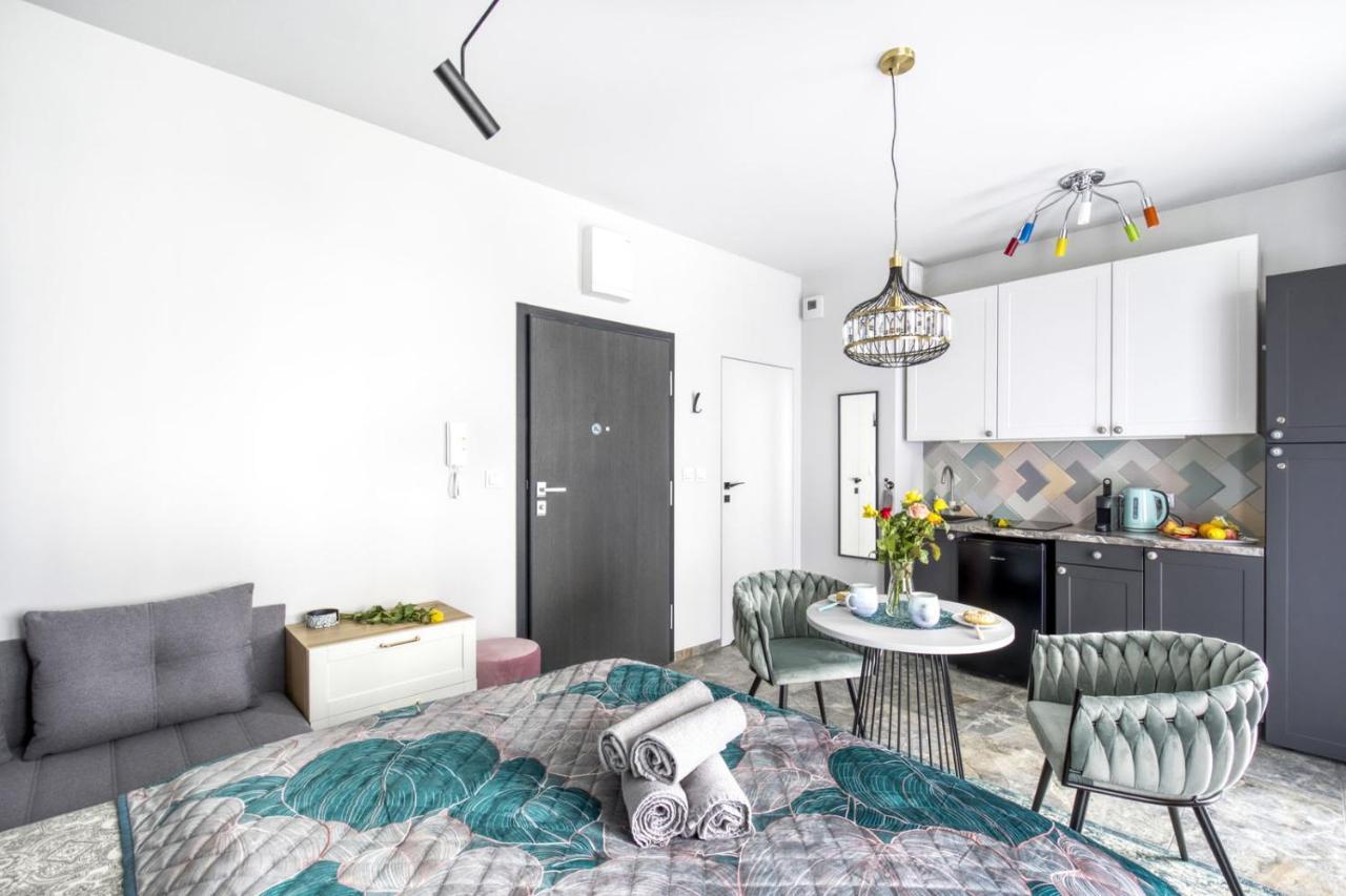 Apartamenty Metropark Krzemieniecka-Lux Warschau Buitenkant foto