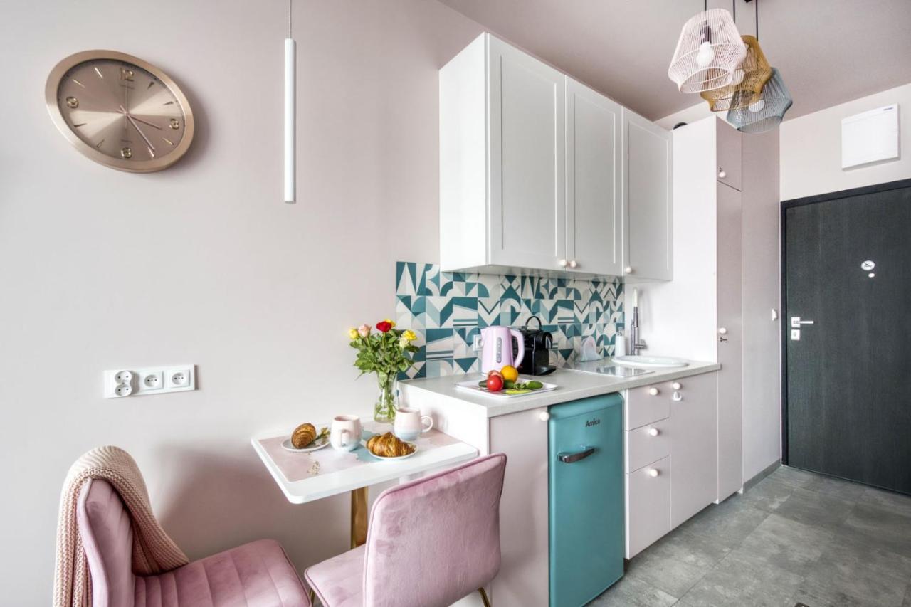 Apartamenty Metropark Krzemieniecka-Lux Warschau Buitenkant foto