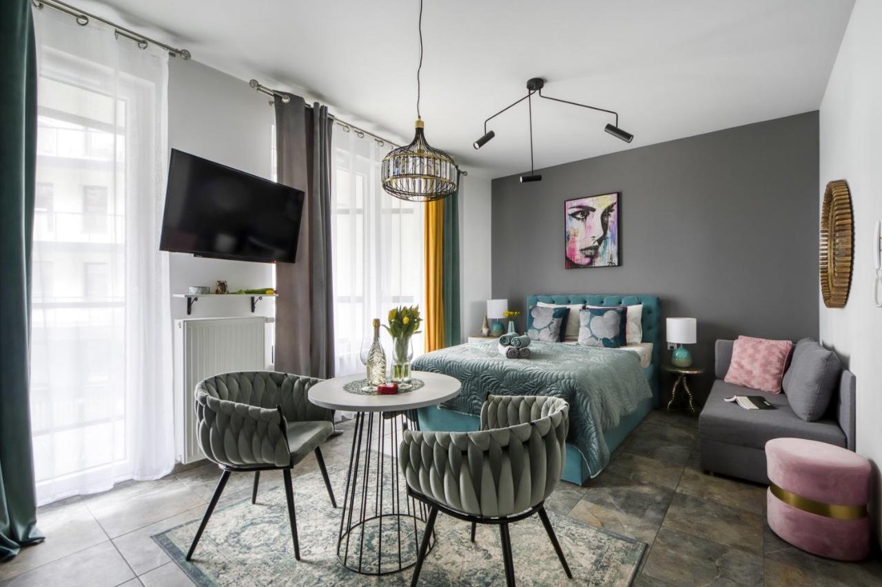 Apartamenty Metropark Krzemieniecka-Lux Warschau Buitenkant foto