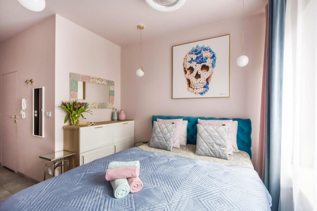 Apartamenty Metropark Krzemieniecka-Lux Warschau Buitenkant foto