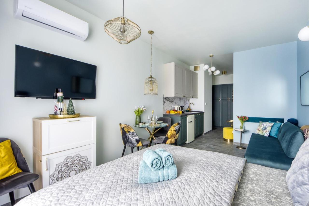 Apartamenty Metropark Krzemieniecka-Lux Warschau Buitenkant foto