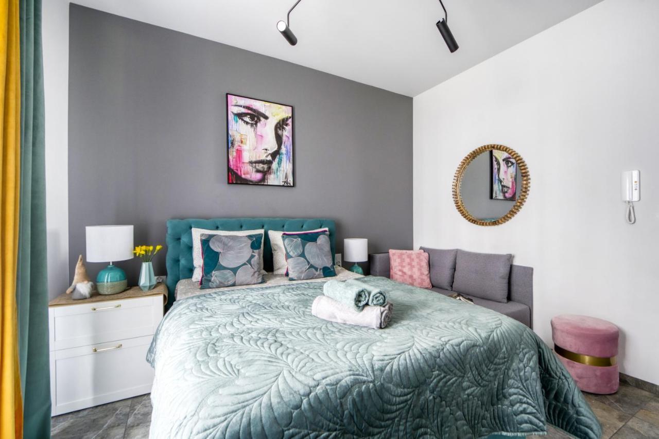 Apartamenty Metropark Krzemieniecka-Lux Warschau Buitenkant foto